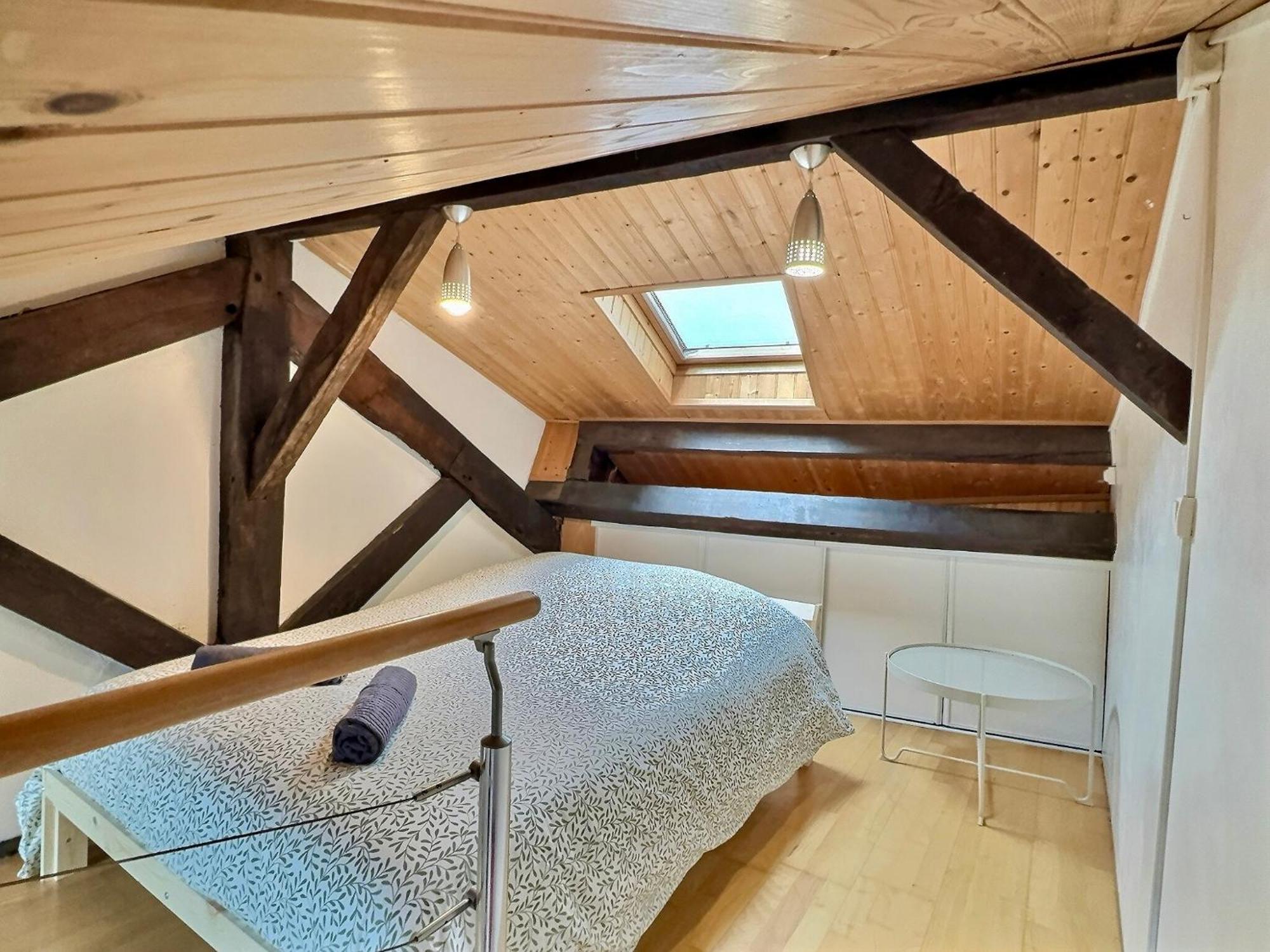 Wonderhost, Spacieux Et Atypique En Coeur De Ville Pau Luaran gambar